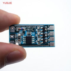 YUSIJIE-D11 5V 12V RGBフラッシュライト11種類のモードボタンでスライドライト駆動モジュールを切り替える