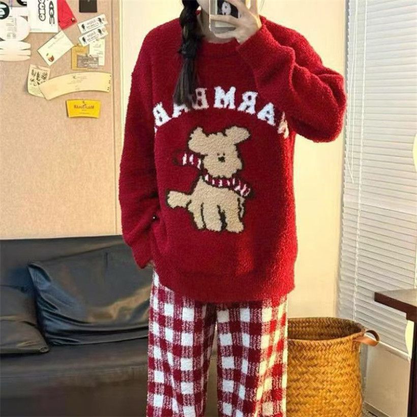 Al por mayor transfronterizo otoño y invierno rojo grueso calentamiento mitad de camisa de terciopelo pijama de mujer encantadora dulce dibujos animados cómodo abrigo para el hogar