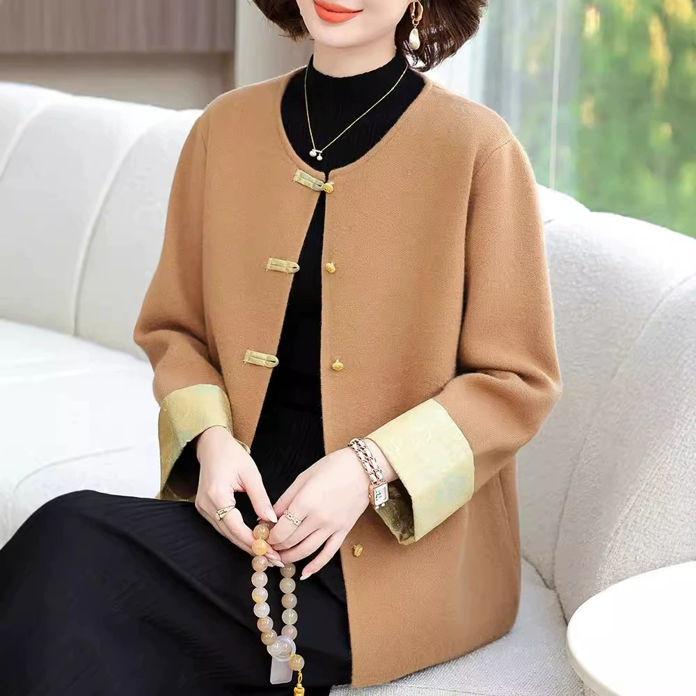 Осеннее пальто для мамы, новый китайский стиль, модный вязаный топ для женщин среднего и старшего возраста, элегантное платье для свадебного банкета для свекрови.