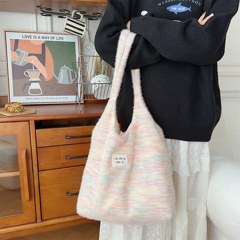 310273 Autumn and Winter Cute Furry Tote Bag Large Capacity Student Book Bag Single Shoulder Canvas Vest Bag for Women 310273 Autumn and Winter Cute Furry Tote Bag Large Capacity Student Book Bag Single Shoulder Canvas Vest Bag for Women