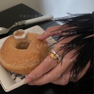 244�ɫ�������_����ĸ��ָc��ĸ��ɯ���Ľ�ɫ�������r��Ů O5/10