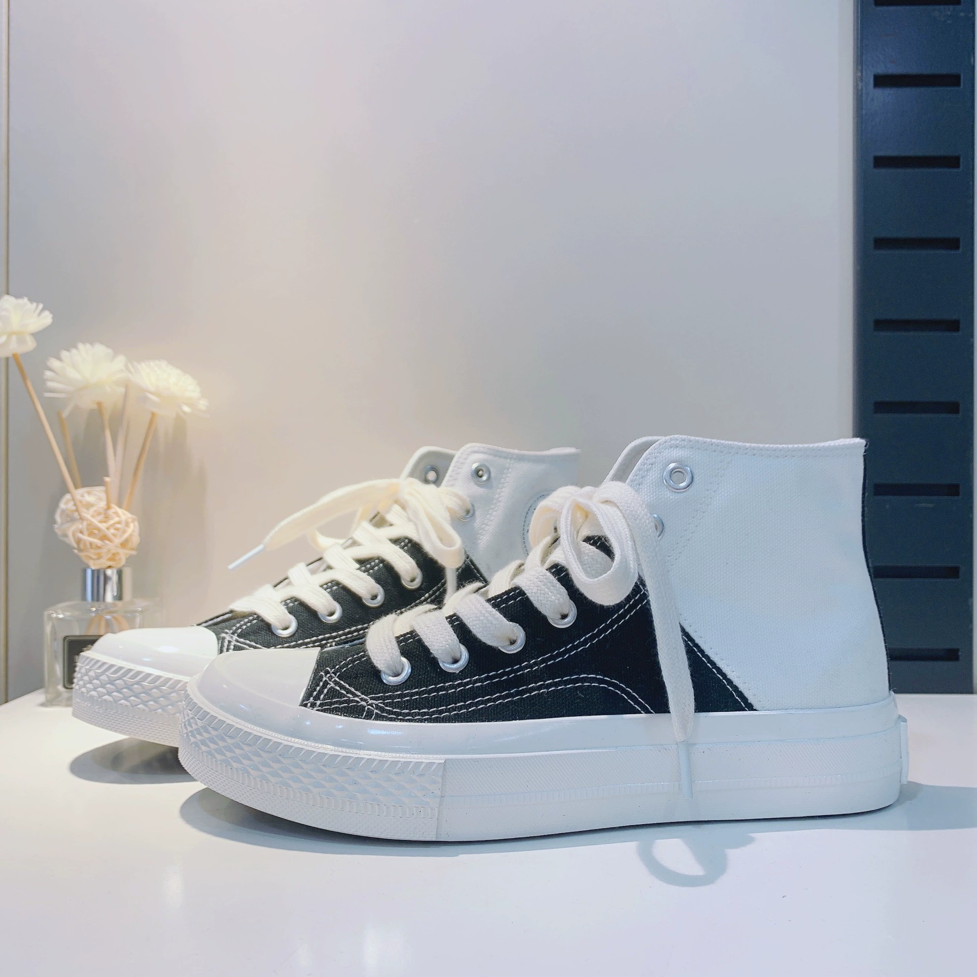 В наличии 2022 Весна и лето ограниченный подбор цветов высокие парусиновые производители от имени Uber Zhengli A718