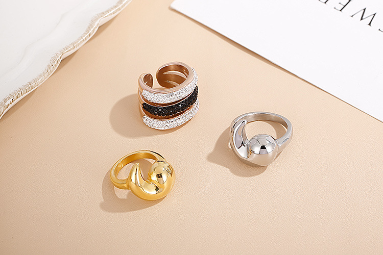 مجوهرات كارلون تصميم أوروبي وأمريكي أنيق ومبتكر هندسيًا خاتم تيتانيوم خواتم فولاذية قديمة أنثى بالجملة display picture 3