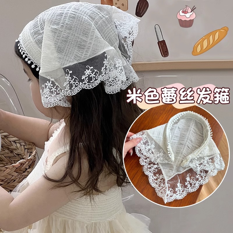 Bandera de cabello turbante en una toalla triangular cubierta de toalla cuadrada sombrero estilo pastoral ornamentación de cabello de playa de mujer correa de cabello de encaje toque