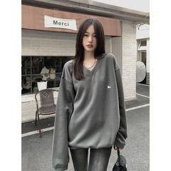美式复古薄款V领卫衣女春秋款2025新款宽松休闲无帽套头慵懒上衣1