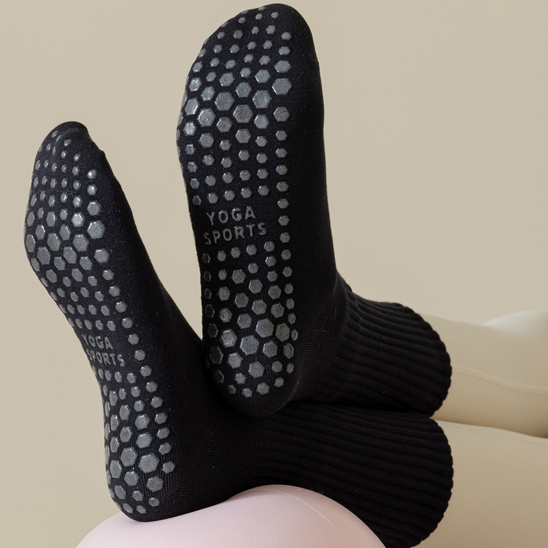 Solid Color Yoga Socks, Professional Non-Slip Pilates Socks, Women's Mid-Calf Socks, Sports Fitness Socks, Paired with Shark Pants, Floor-Length Socks Solid Color Yoga Socks, Professional Non-Slip Pilates Socks, Women's Mid-Calf Socks, Sports Fitness Socks, Paired with Shark Pants, Floor-Length Socks