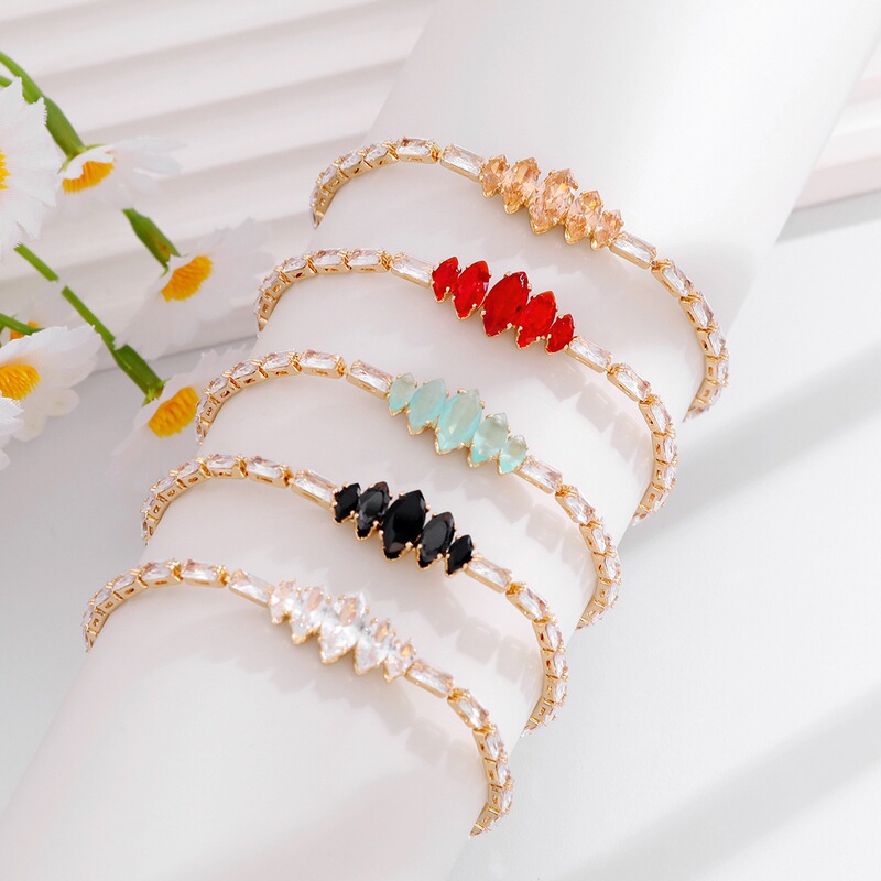 European and American style marquise zircon bracelet, real gold-plated color-retaining tennis chain, popular minimalist design jewelry European and American style marquise zircon bracelet, real gold-plated color-retaining tennis chain, popular minimalist design jewelry