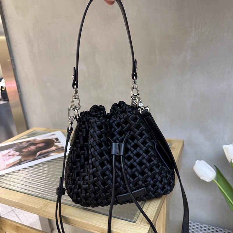 2023 New Nylon Fabric Bucket French Small and High end Handmade Woven Handheld One Shoulder Crossbody Bag_voghion.com