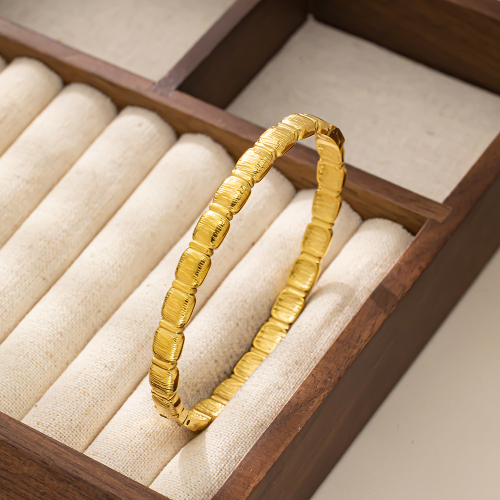 Titanium Steel Bamboo Style Bangle Micro Inlaid Simple Luxury Bracelet_voghion.com