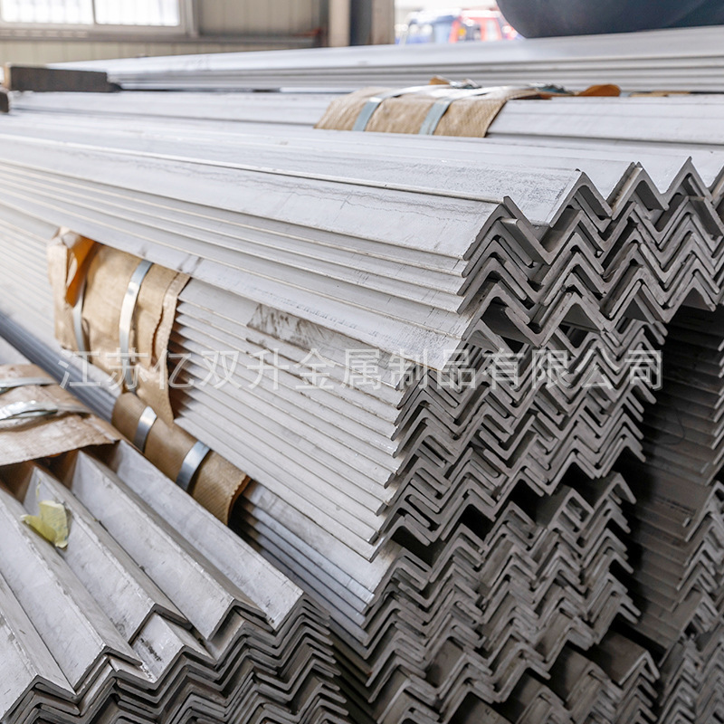 316不锈钢万能带孔角钢 201不锈钢冲孔角铁304花边多孔不锈钢角钢