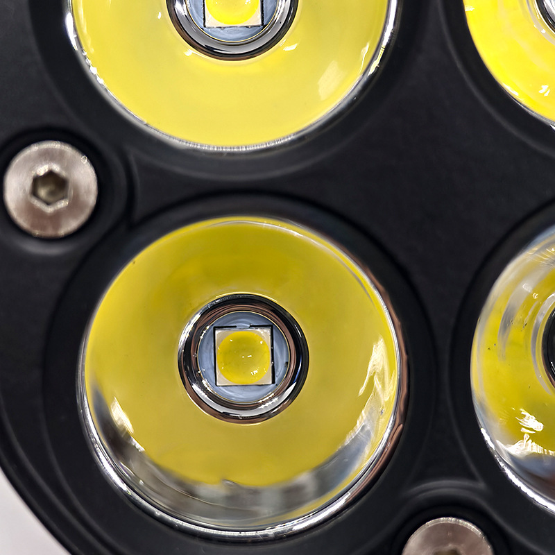 Motorcycle Electric Vehicle Four-Leaf Clover Super Bright Led Spotlight 40W Work Light Car Off-Road Headlight Modified Car Light