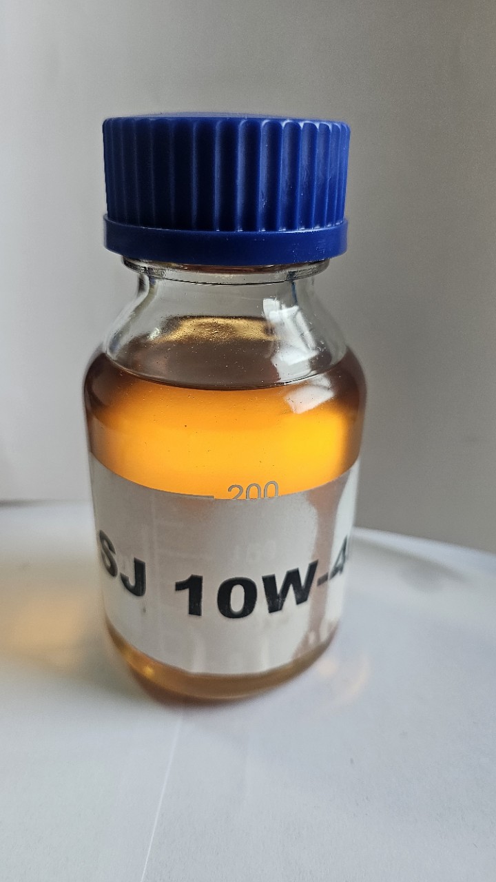 高品质润滑油汽油发动机机油SJ10W40汽油机油国标品质耐磨车用