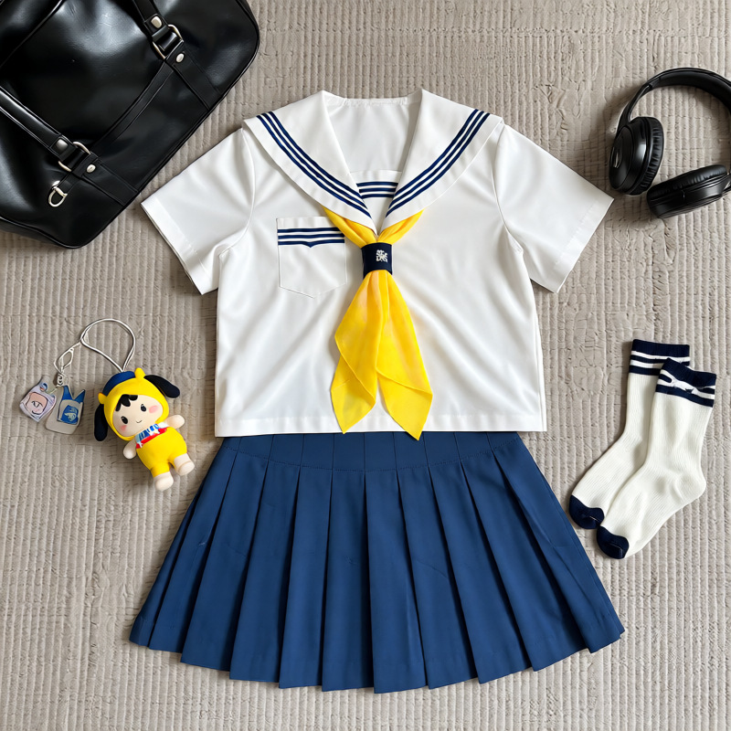 Japanese-style JK uniform skirt, basic set, soft and cute, in a lovely baby blue and white color scheme, with three stripes, perfect for summer