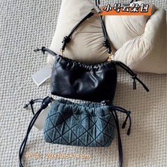 031552    夏季新品女包单肩斜挎包购物袋小号通勤包2025