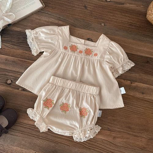 INS款夏季婴幼儿刺绣花朵短袖上衣+花苞短裤女宝宝花边两件套