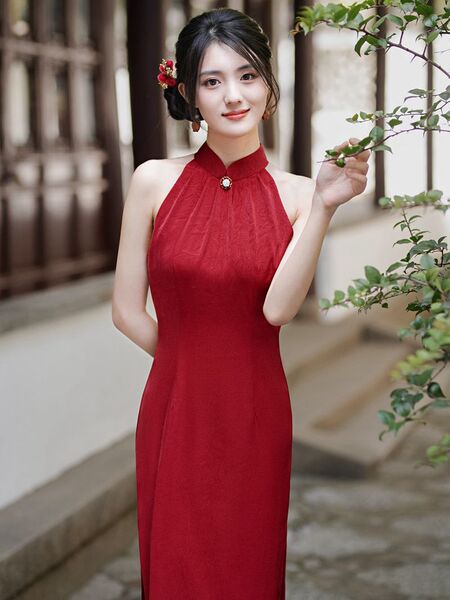 Summer lightweight elegant elite sexy cheongsam sleevless