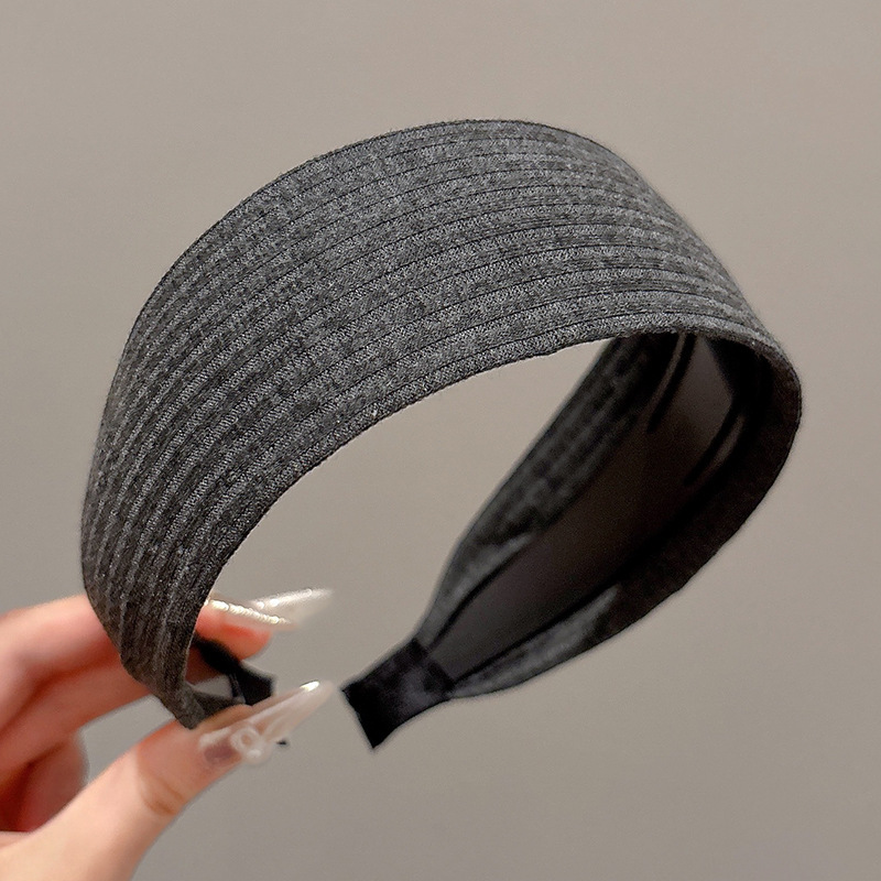 Brazo de cabello negro plegado para mujeres retro francés alto cráneo de borde ancho brazo de cabello de compresión para el cabello Bundle para el cabello fuera de la guarnición universal image 49