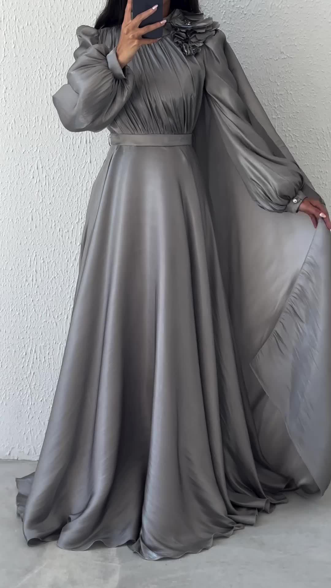 Elegant Women's Long Dress With Irregular Shawl For Evening Wear_voghion.com