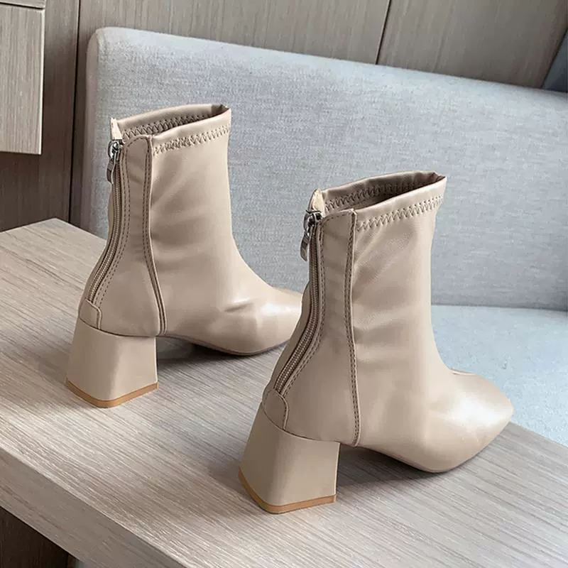 Короткие сапоги женская сеть красная осень и зима 2021 новые толстые каблуки дикие сапоги Martin тонкие сапоги