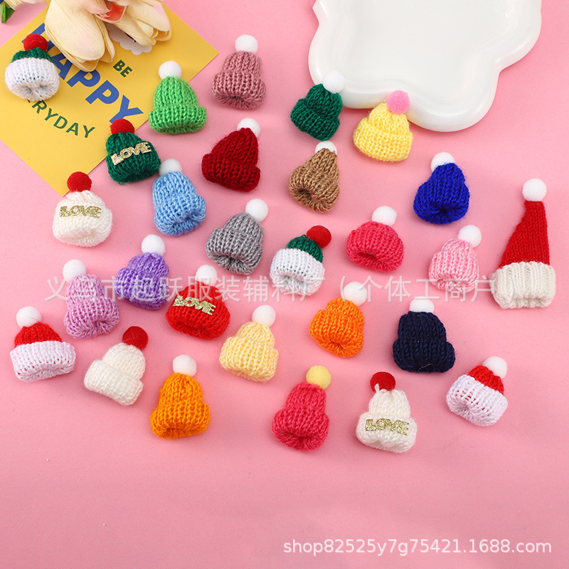 Cross-border wholesale mini wool hat diy hand figure toy accessories Christmas love letter finger hat Cross-border wholesale mini wool hat diy hand figure toy accessories Christmas love letter finger hat