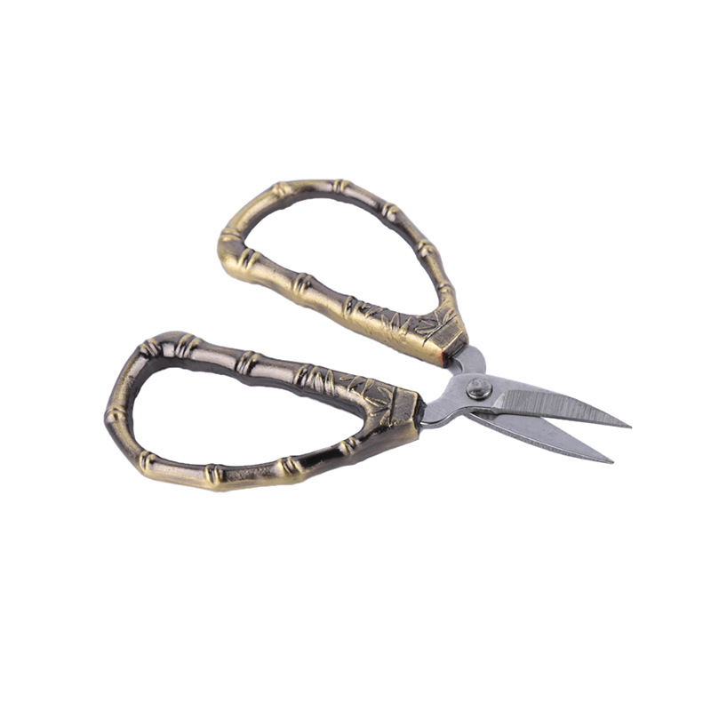 Productos genuinos extra pequeñas tijeras de bambú tijeras de maquillaje de bolsillo Mimi hilo hecho a mano DIY regalo tijeras multi-color