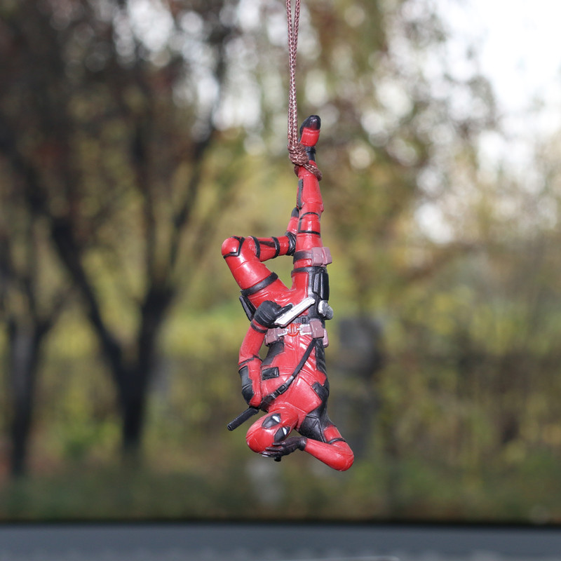 Columpio pato serie Deadpool coche retrovisor espejo colgante pequeño barato hecho a mano muñeca coche adornos para la lectura