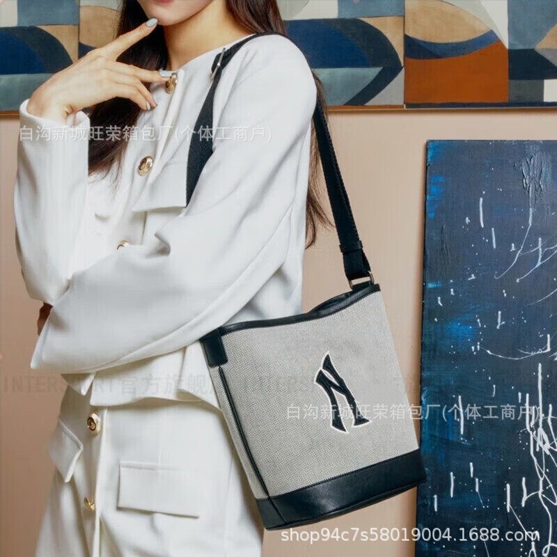 Korean Mlb Bucket Bag Ny Classic Embroidery Trendy Brand Versatile Lightweight Commuter Large Capacity Shoulder Crossbody Bag Korean Mlb Bucket Bag Ny Classic Embroidery Trendy Brand Versatile Lightweight Commuter Large Capacity Shoulder Crossbody Bag