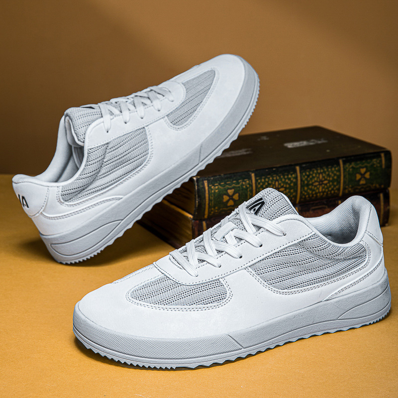 Extra large size wide-toed shoes for men in summer, loose mesh hollow design, extra wide and thick mesh upper, wide-last sports shoes, available for direct purchase Extra large size wide-toed shoes for men in summer, loose mesh hollow design, extra wide and thick mesh upper, wide-last sports shoes, available for direct purchase