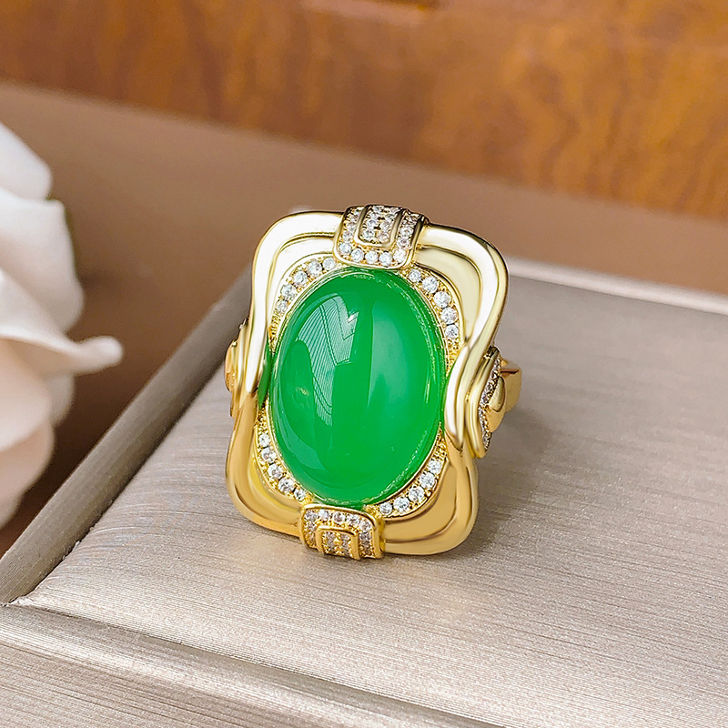 2024 nueva joyería Zhuang Shengsheng simulación europea paloma sangre corindón rojo calcedonia verde cara simple traje retro maestro 15*20