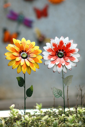 Outdoor garden, courtyard, groceries, yard flowers, flower arrangements, iron pastoral decoration, landscaping, gardening terrace decorations