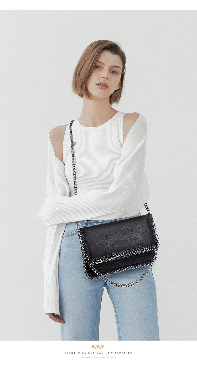 Magnetic Buckle Closure Type Unisex Small Velvet Solid Color Elegant Streetwear Chain Square Magnetic Buckle Straw Bag