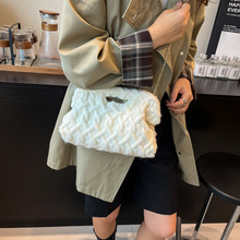 毛线包包女2025秋冬高级感毛毛女包韩版百搭单肩包小众毛绒腋下女