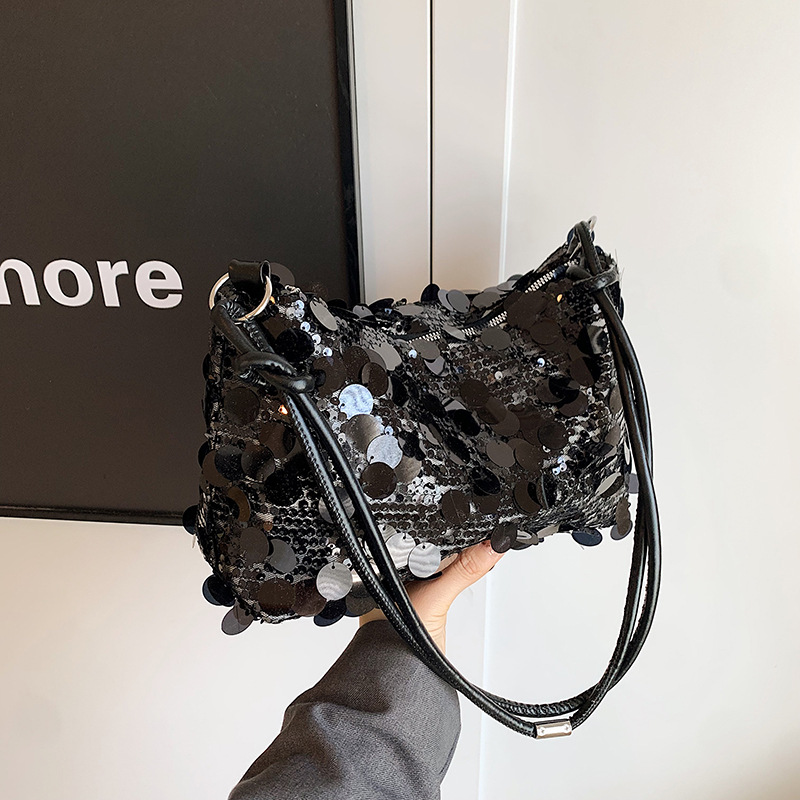 Nicho de diseño de bolso de brazo para mujeres 2024 nuevo estilo de verano de moda sequinilla bolso de hombro bolso de moda extranjero