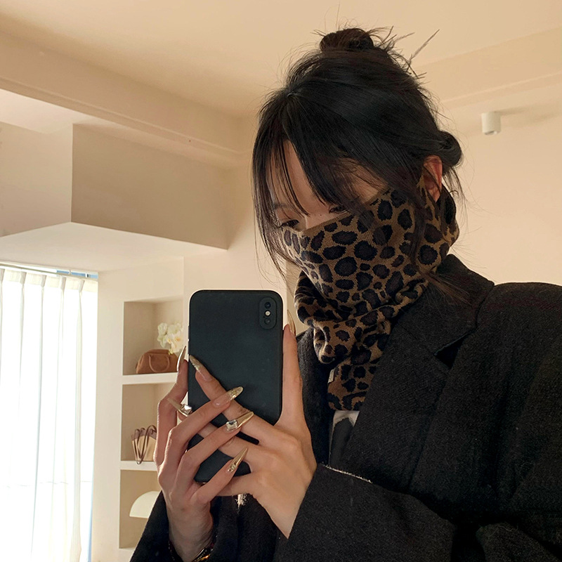 Máscara de ciclismo nuevo estilo a prueba de viento frío retro dulce cool bufandas leopardo textura cálida temperamento elegante pequeño babillo