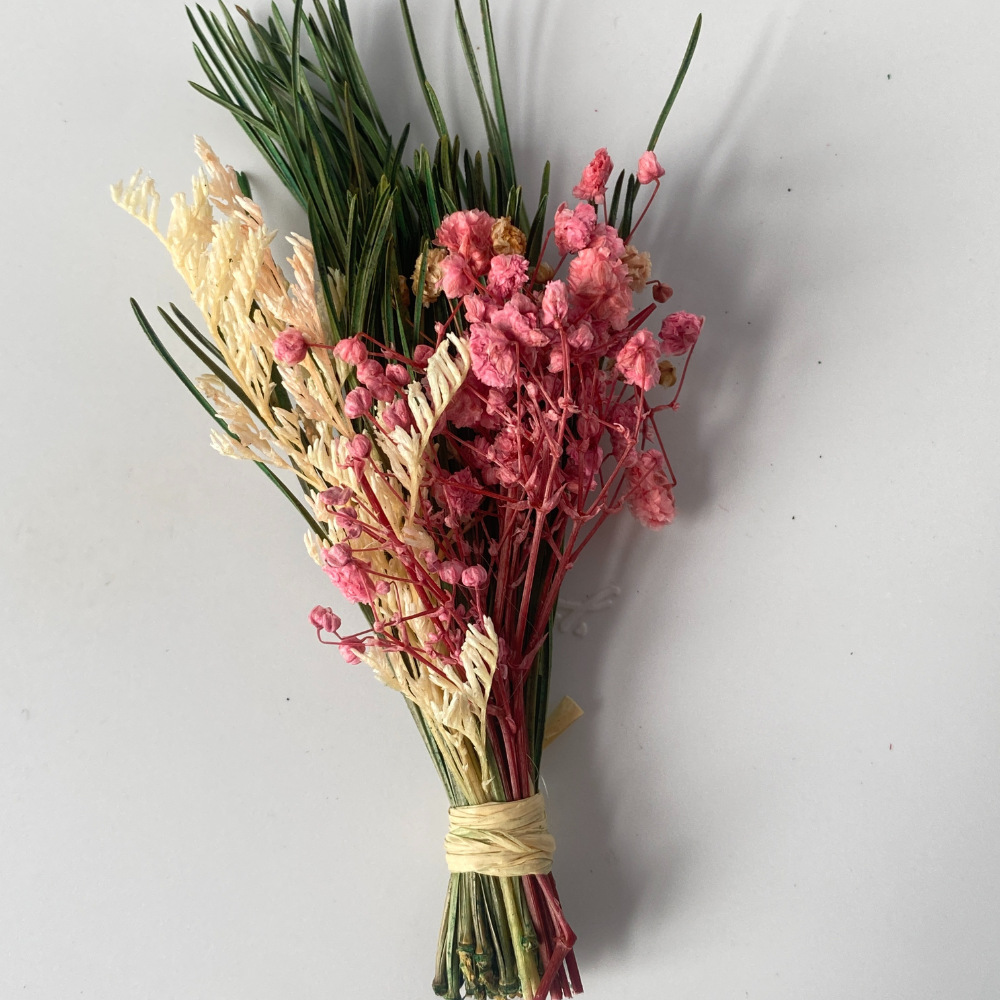 Mori Eternal Flower Mini Real Flower Dry Flower Ramo pequeño Accesorios Decoración hecha a mano Adornos de escritorio