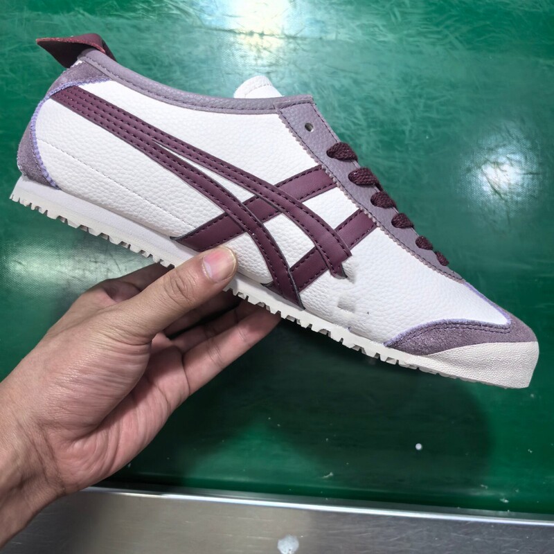 Putian Original Onitsuka Tiger Mexico 66 Retro Casual Shoes Unisex Versatile Sports Sneakers One Piece