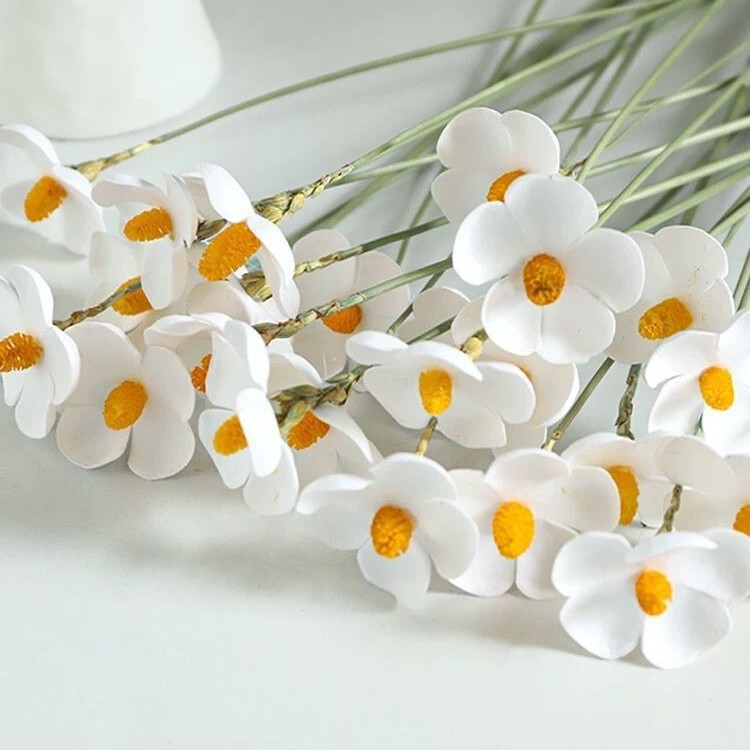 Factory Violet Dried Flowers Valentine's Day Bouquet with Grass Violet Artificial Flowers White Flower Shop Dried Flower Heads Wholesale