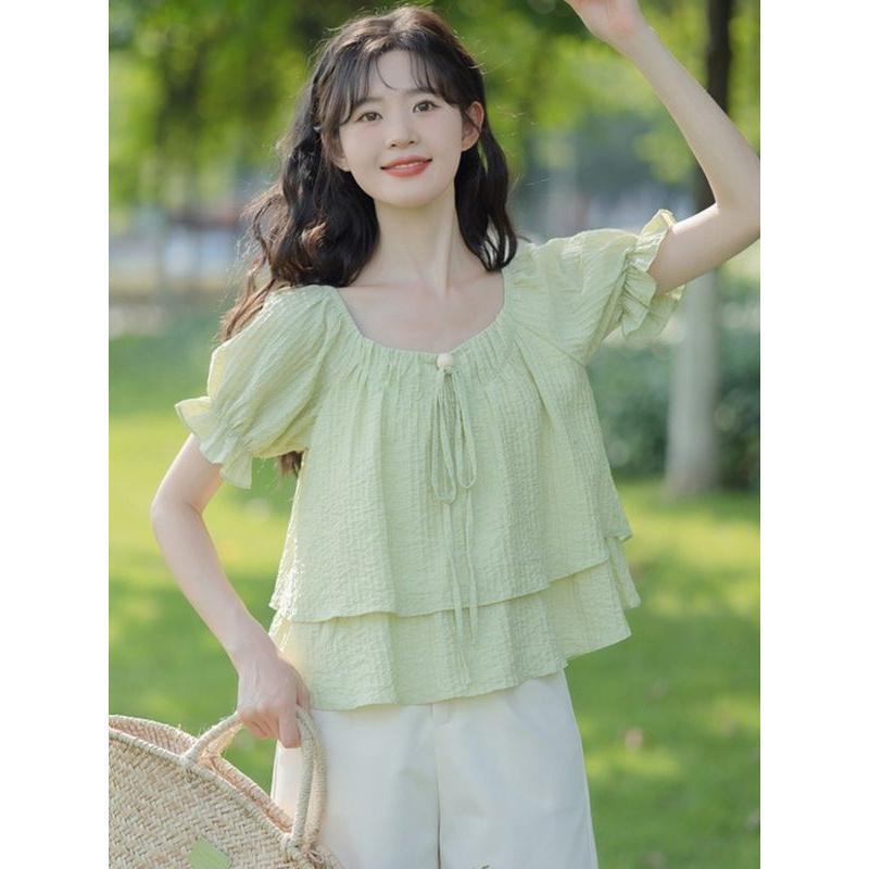 Fresh and Simple Summer Short-Sleeve Bubble Shirt for Women, Designed for Petite Figures, with a Unique French Style and Chic Babydoll Top