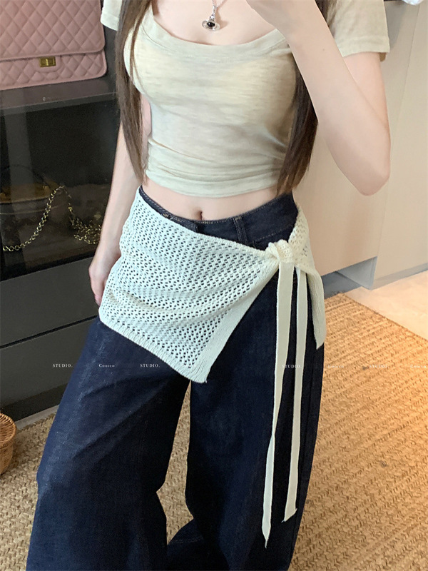 シックなデザインの中空ニットスカート、女性用夏の新しいスタイルのレイヤードレースアップバットカーテン、ファッショナブルで多用途なショートスカート|undefined