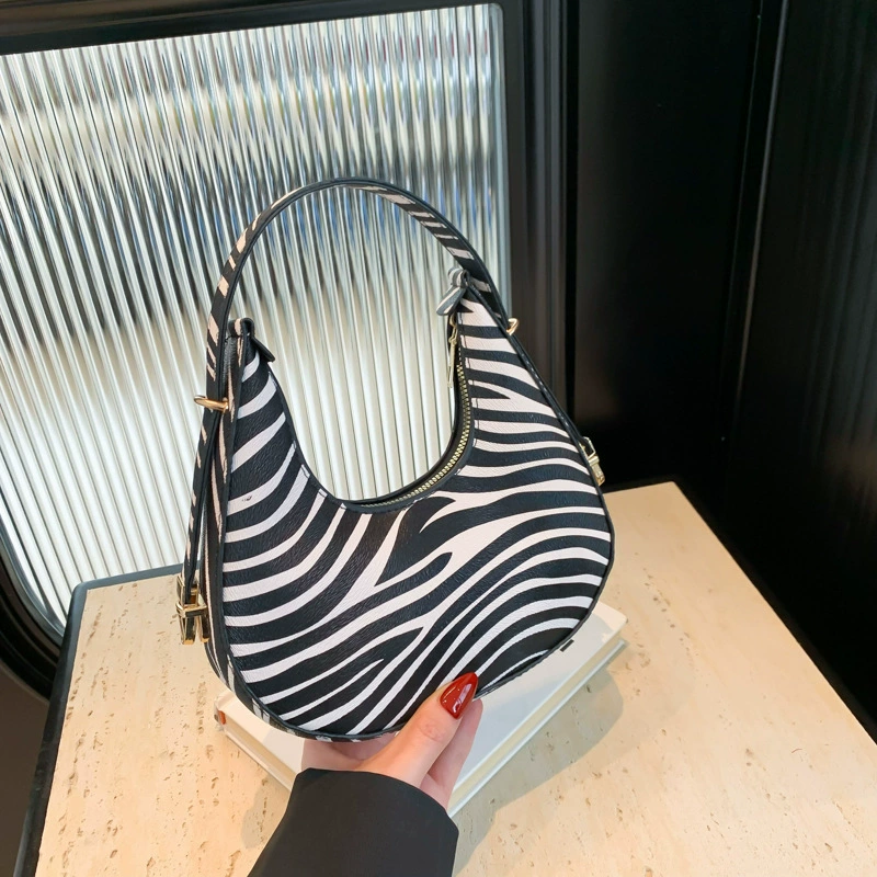 Модные женские сумки для внешней торговли 2024: новая трендовая универсальная сумка через плечо с зебровым принтом, сумка-полумесяц подмышку