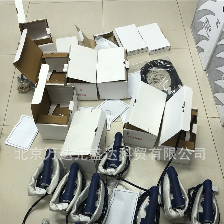 进口意大利PONY J2电蒸汽熨斗 烫斗 230V 800W红色按钮熨斗烫斗