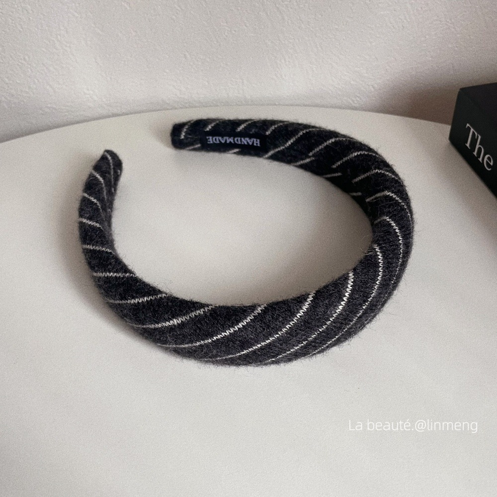 Diadema superior de cráneo alto Diadema de fragancia pequeña negra de alta calidad Diadema de estilo perla coreana arco simple cueva para el cabello accesorios para el cabello femenino