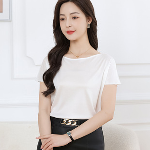 ���������T��Ů��ˬ��͸�⌒�����eһ���I��ɫŮ�ļ�������A��