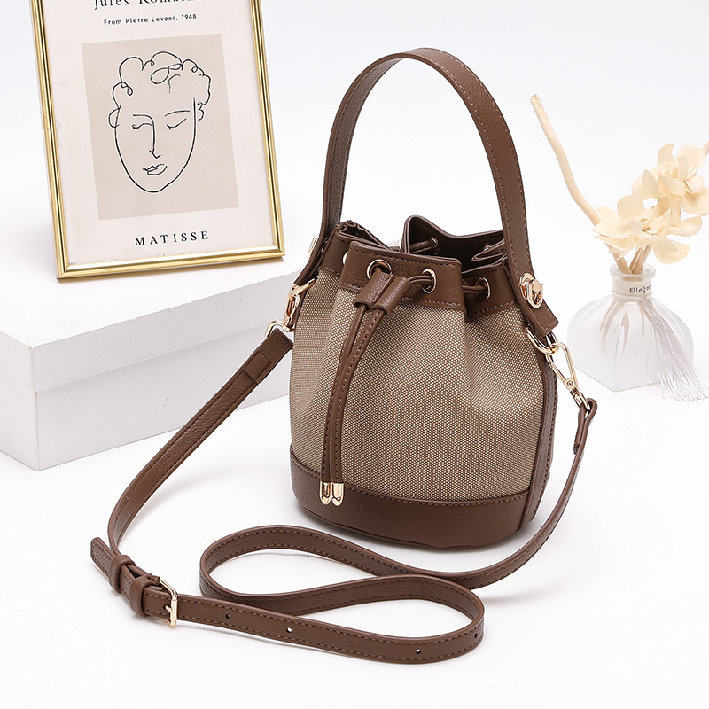 Hong Kong compra 2025 nuevo bolso de moda, bolso popular de este año, bolso de nicho de alta calidad
