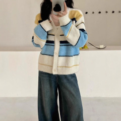 2025秋冬新款V领彩色条纹针织开衫韩版宽松设计感软糯毛衣外套女