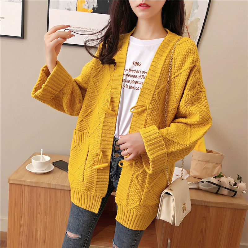Korean Style Thick Wool Horn Button Sweater Women's Jacket 2025 Autumn and Winter New Loose V Neck Twist Knitted Cardigan Trendy Korean Style Thick Wool Horn Button Sweater Women's Jacket 2025 Autumn and Winter New Loose V Neck Twist Knitted Cardigan Trendy