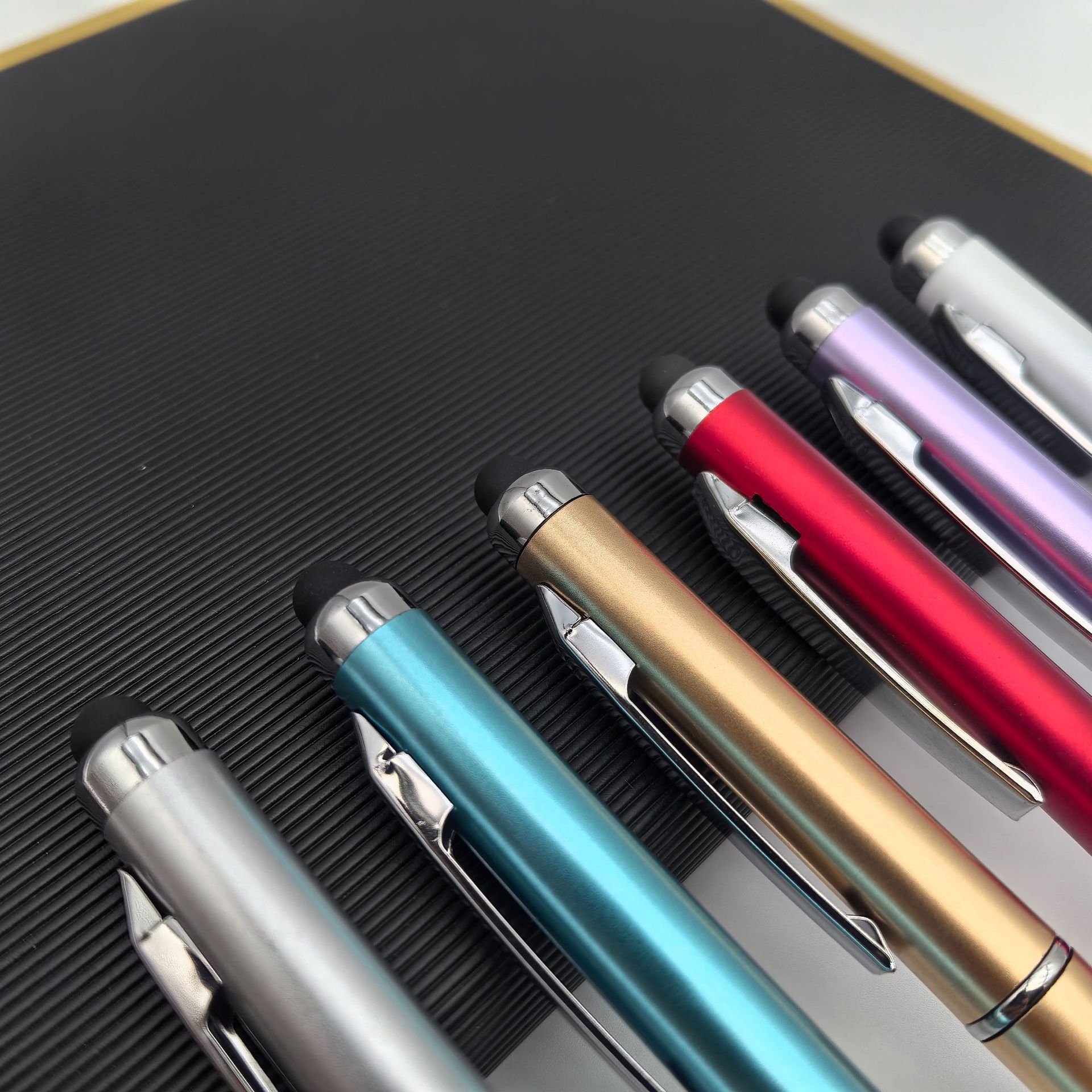 Lápiz táctil multifuncional con pluma de condensador de escritura manual de doble propósito para teléfono inteligente con pluma de bola de condensador de escritura manual universal