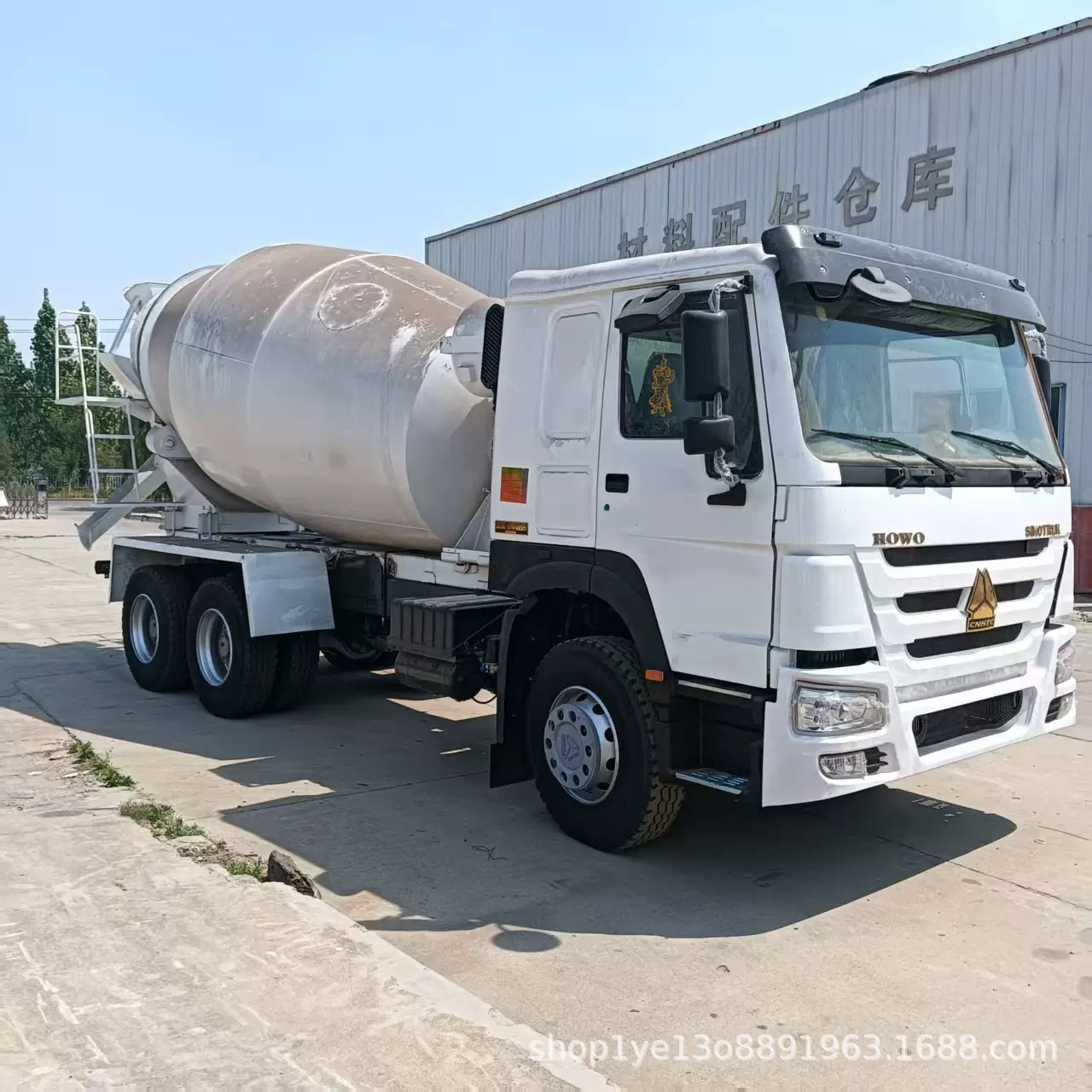 二手重汽豪沃混凝土搅拌罐 出口非洲豪沃水泥罐10轮搅拌车工程车