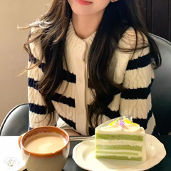 温柔风条纹毛衣开衫女秋冬2025新款松弛感慵懒软糯针织衫短款外套