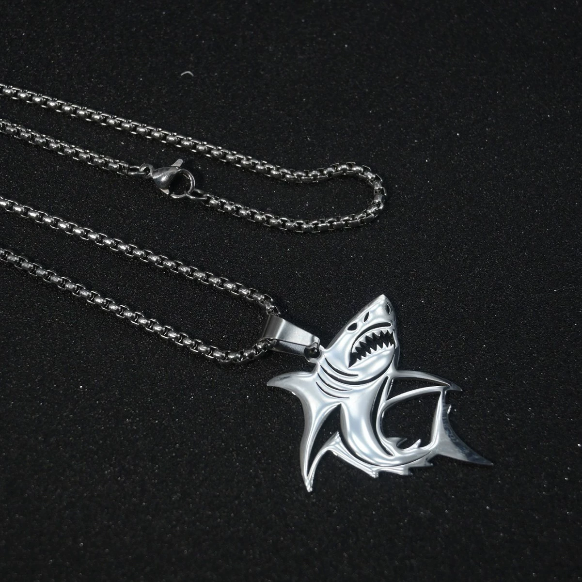 Кулон, ожерелье из нержавеющей стали Shark, неоновый универсальный аксессуар, панк-стиль